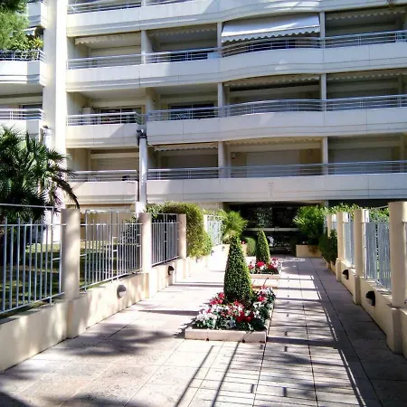 Lux Garden And Swimming Pool Apartment Cannes