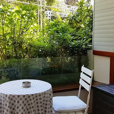 Lux Garden And Swimming Pool Apartment *