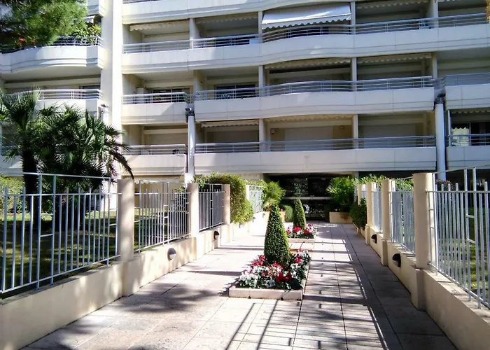 Lux Our Swimming Pool And Garden Apartament Cannes
