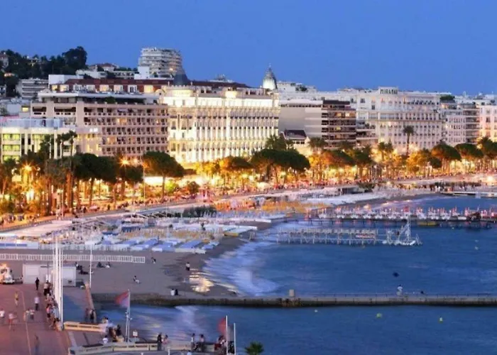 Apartament Lux Our Swimming Pool And Garden