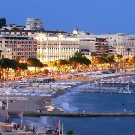 Διαμέρισμα Lux Our Swimming Pool And Garden